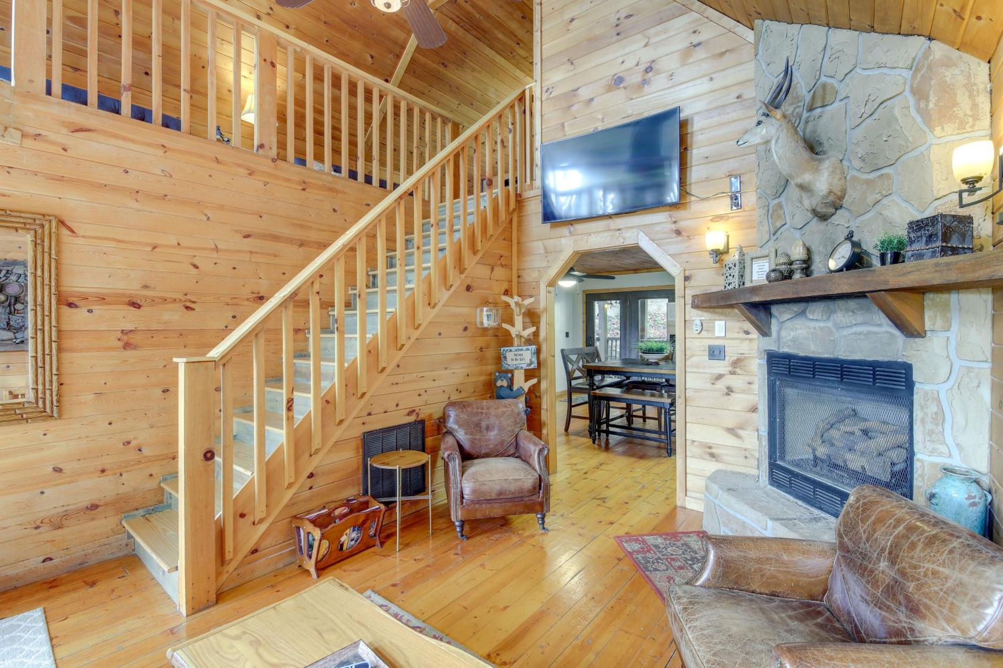 Above And Beyond Pigeon Forge Cabin With Prime Views! المظهر الخارجي الصورة