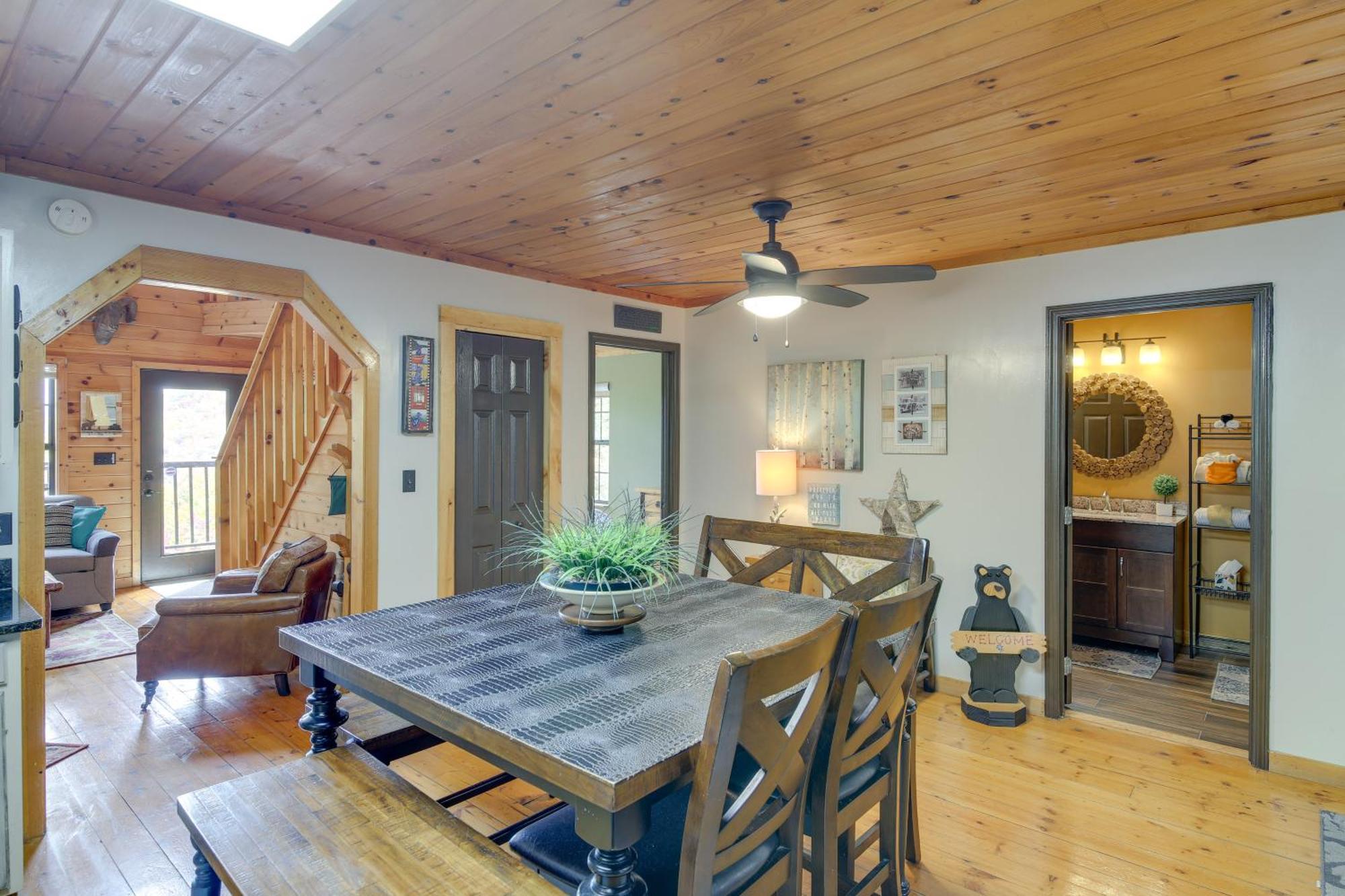 Above And Beyond Pigeon Forge Cabin With Prime Views! المظهر الخارجي الصورة
