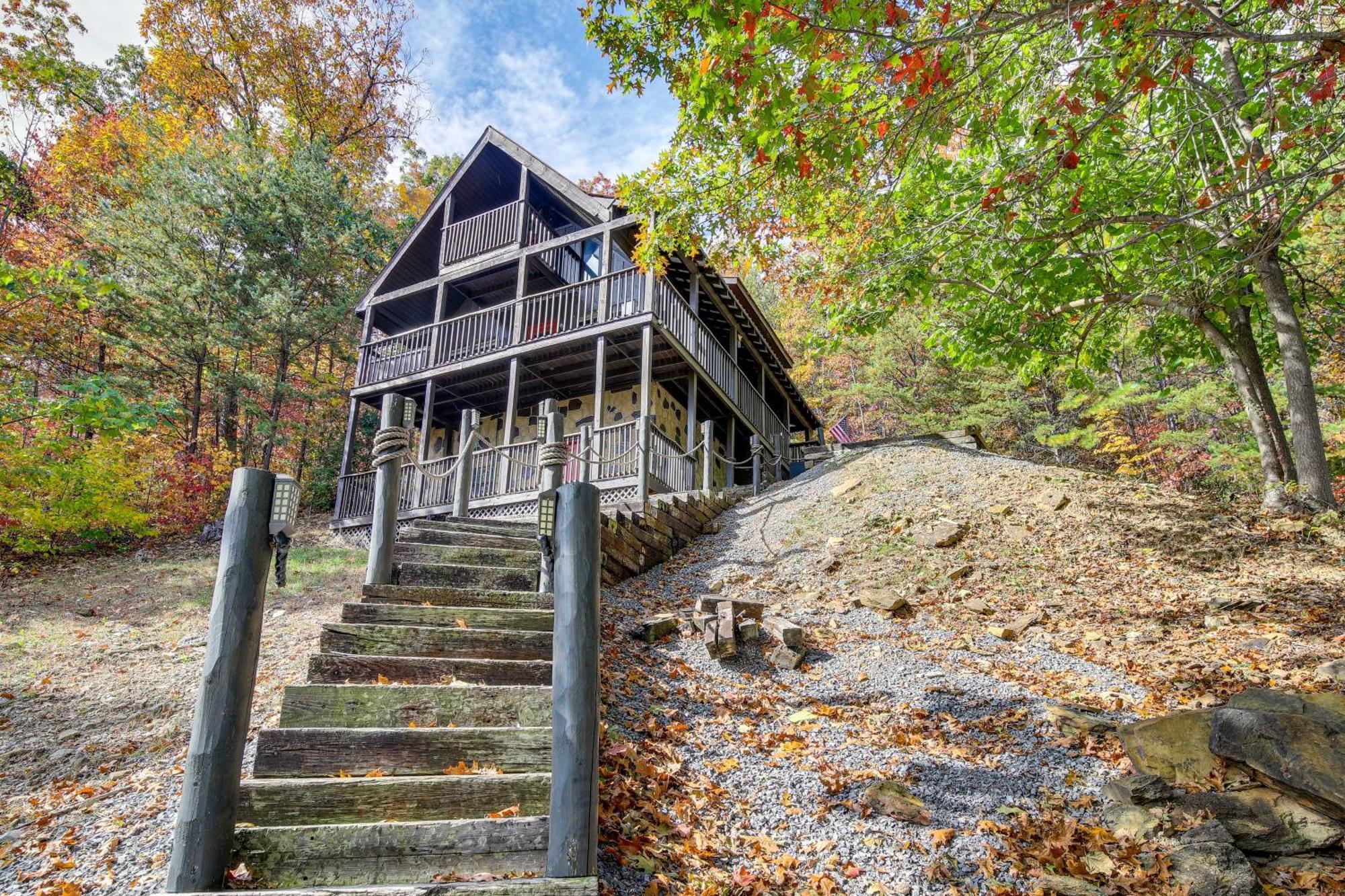 Above And Beyond Pigeon Forge Cabin With Prime Views! المظهر الخارجي الصورة